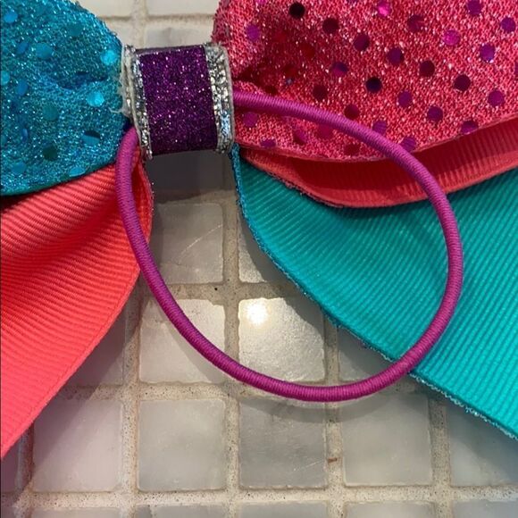 Girls teal and pink letter E hair bow - Picture 3 of 3